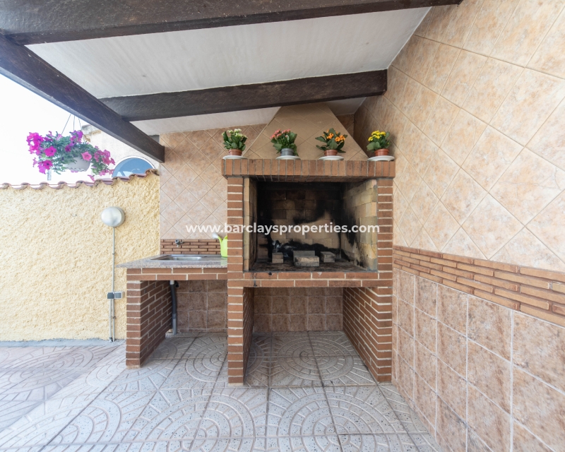 Wederverkoop - Vrijstaande Villa - Urb. La Marina