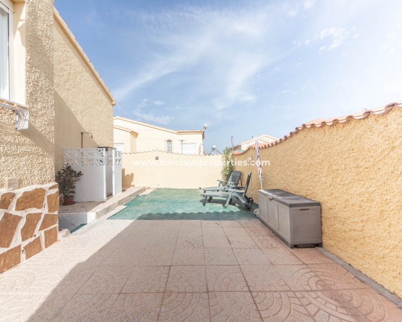 Wederverkoop - Vrijstaande Villa - Urb. La Marina