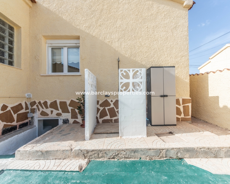 Wederverkoop - Vrijstaande Villa - Urb. La Marina