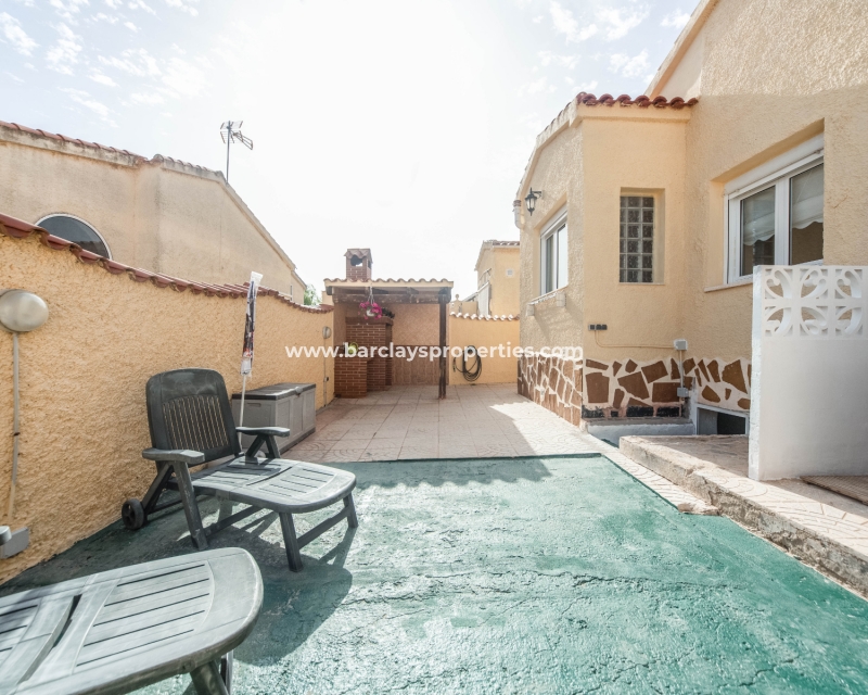 Wederverkoop - Vrijstaande Villa - Urb. La Marina