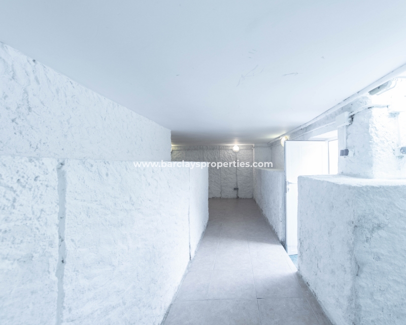 Wederverkoop - Vrijstaande Villa - Urb. La Marina