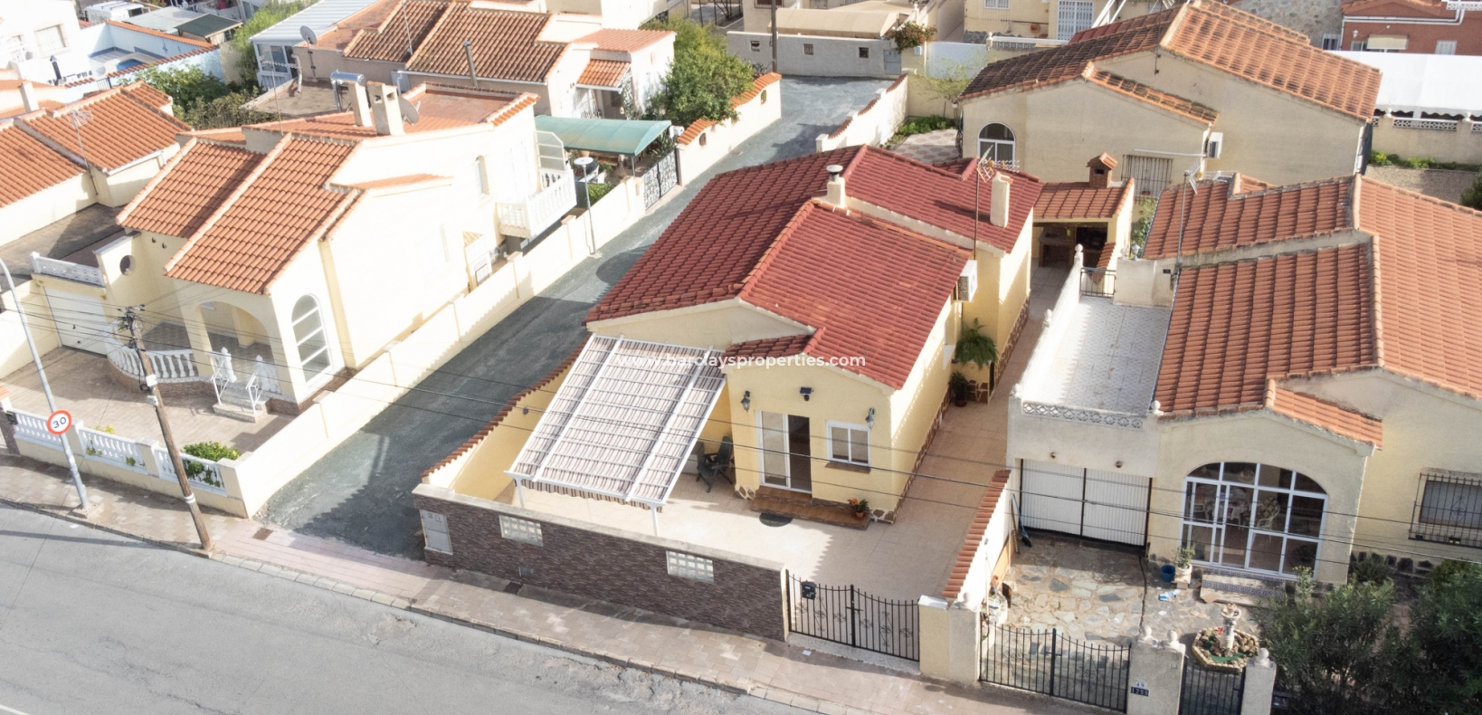 Wederverkoop - Vrijstaande Villa - Urb. La Marina