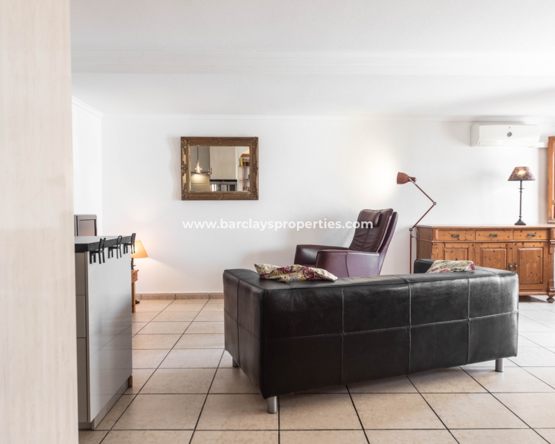 Wederverkoop - Vrijstaande Villa - Urb. La Marina