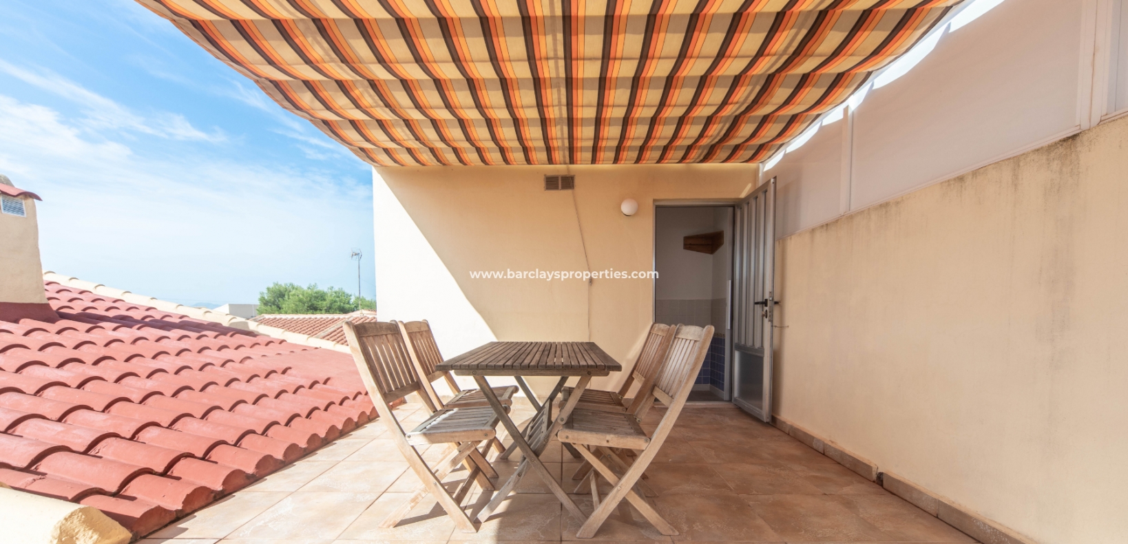 Wederverkoop - Vrijstaande Villa - Urb. La Marina