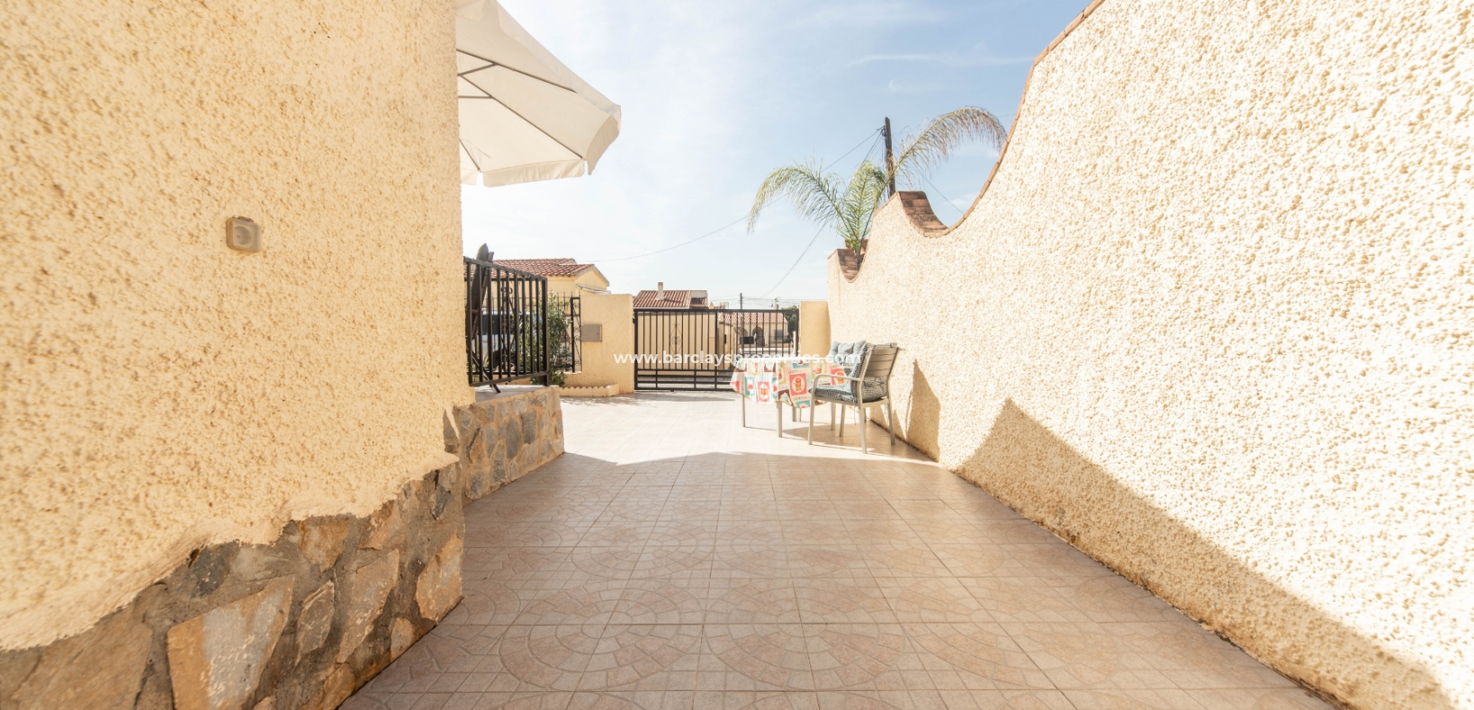 Wederverkoop - Vrijstaande Villa - Urb. La Marina