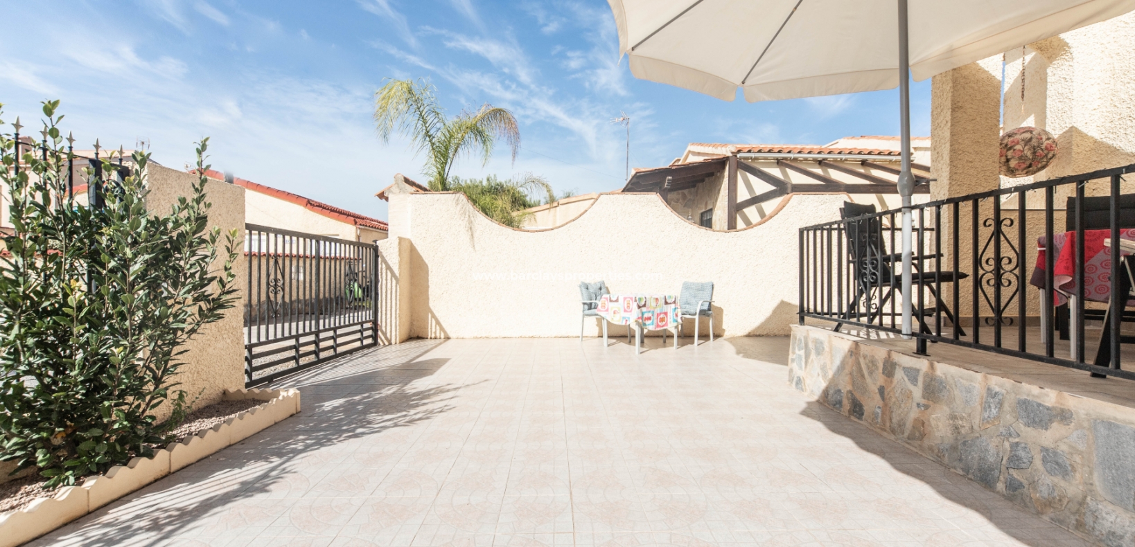 Wederverkoop - Vrijstaande Villa - Urb. La Marina