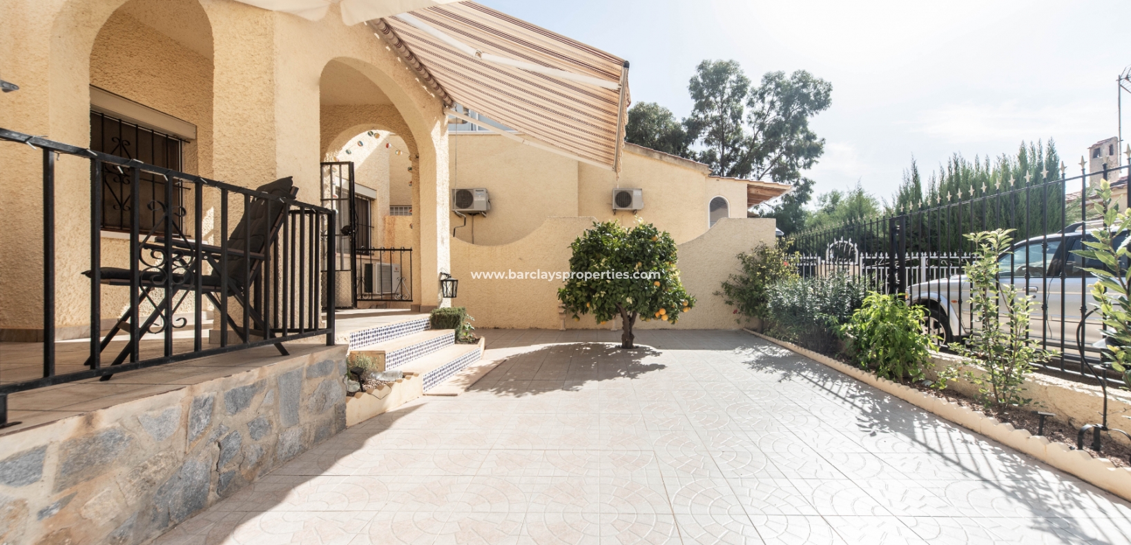 Wederverkoop - Vrijstaande Villa - Urb. La Marina