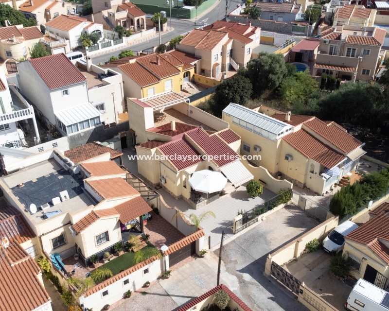 Wederverkoop - Vrijstaande Villa - Urb. La Marina