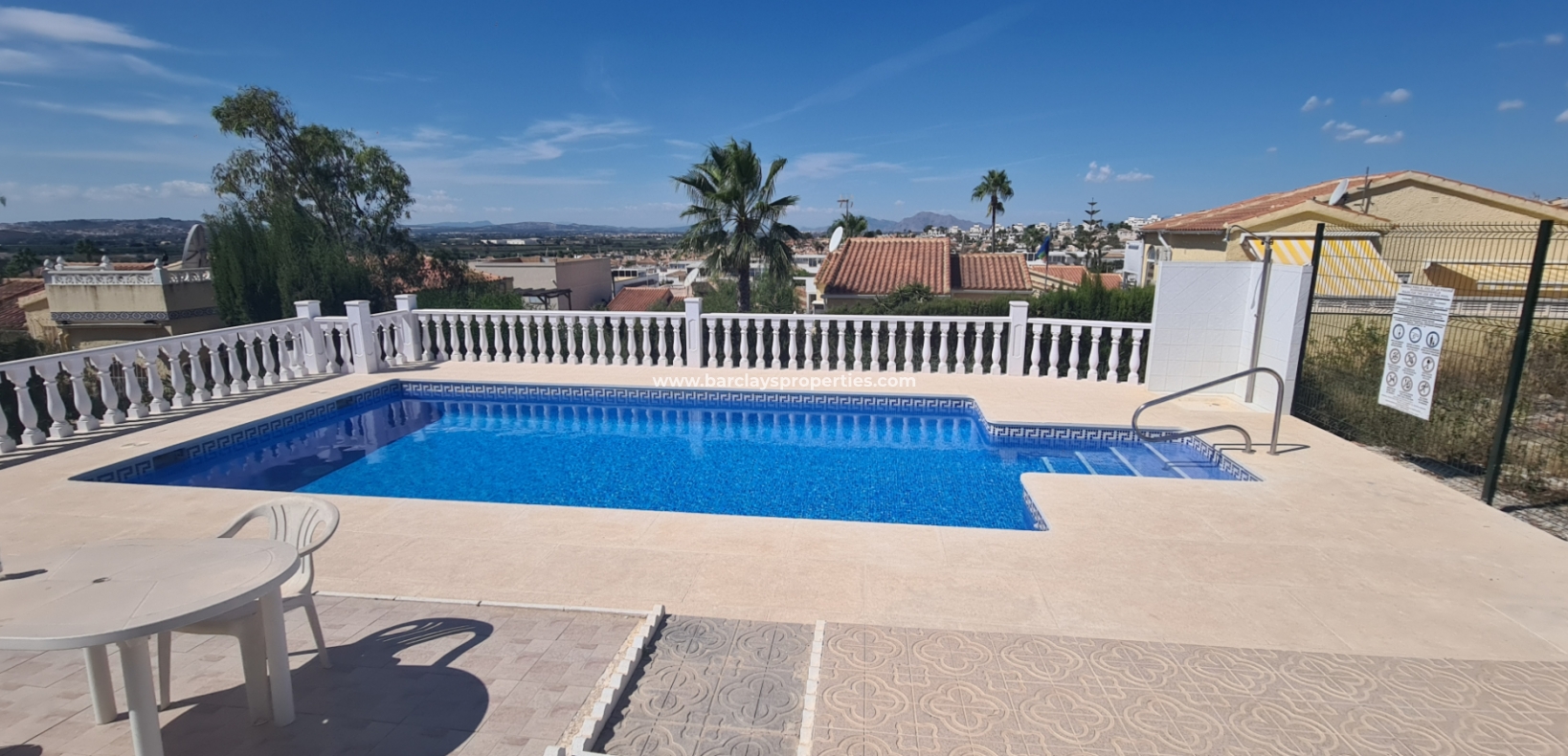 Wederverkoop - Vrijstaande Villa - Urb. La Marina