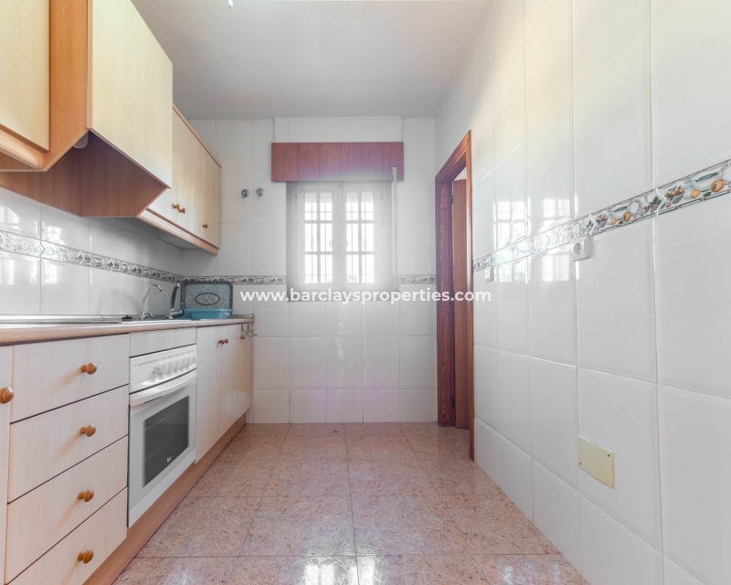 Wederverkoop - Vrijstaande Villa - Urb. La Marina