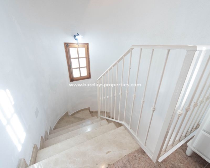 Wederverkoop - Vrijstaande Villa - Urb. La Marina