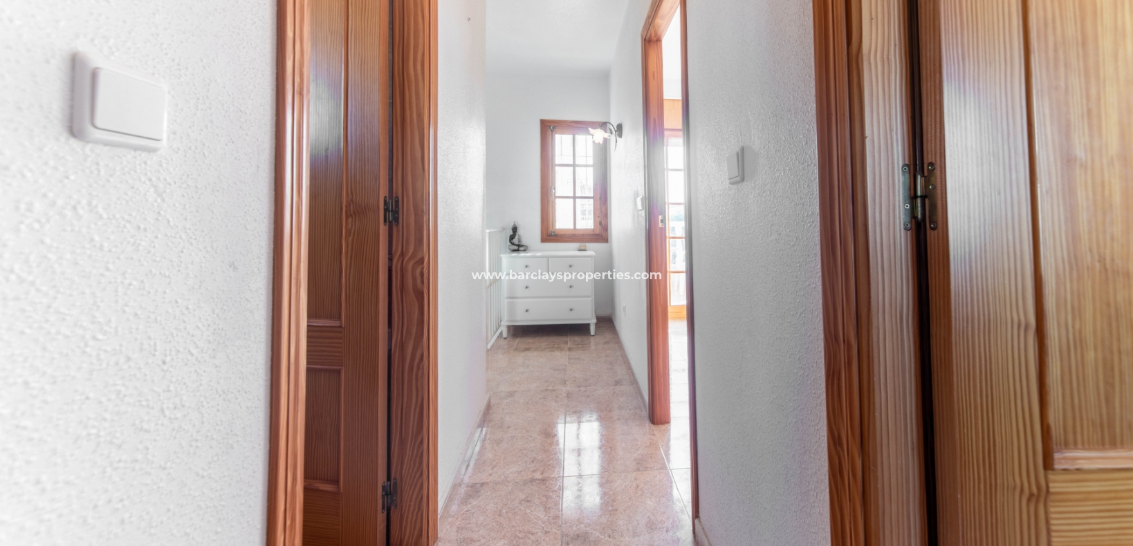 Wederverkoop - Vrijstaande Villa - Urb. La Marina