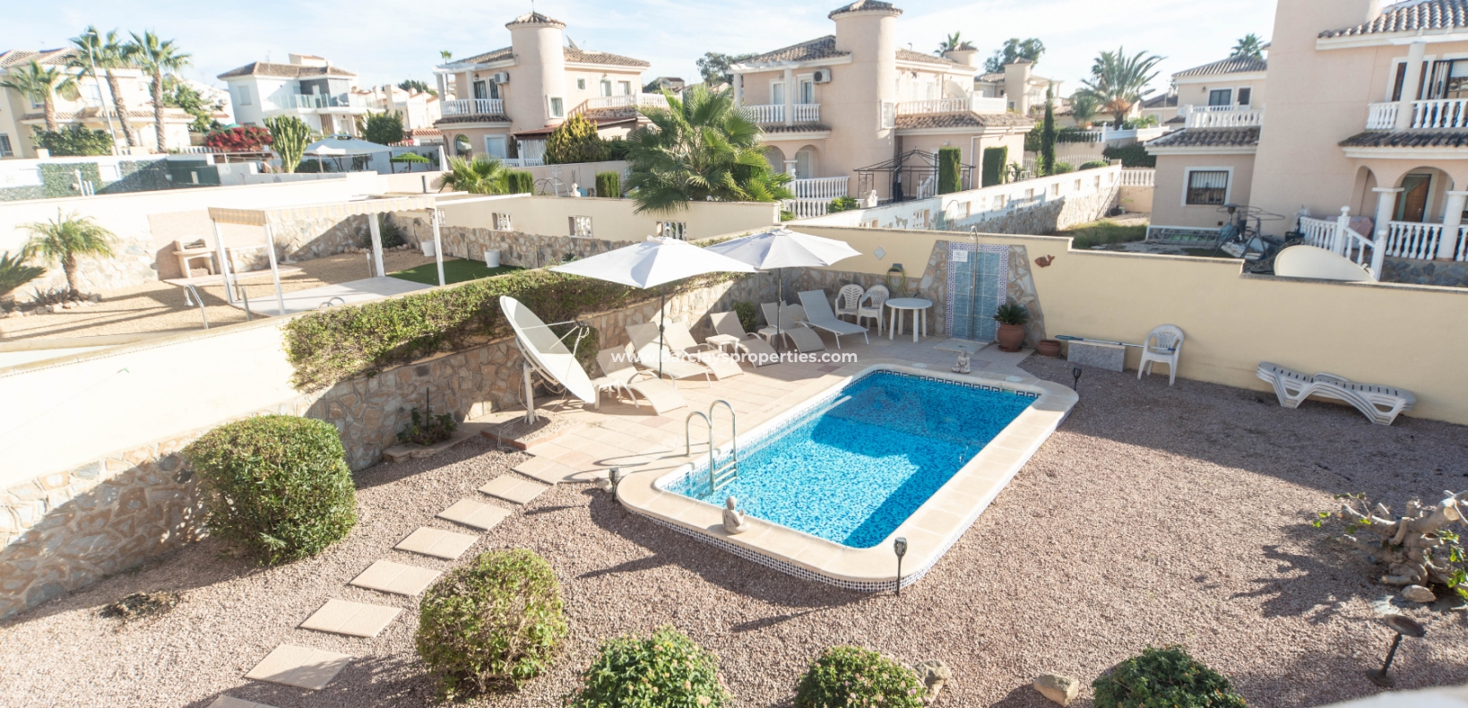 Wederverkoop - Vrijstaande Villa - Urb. La Marina