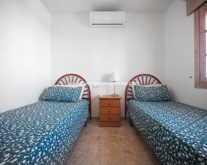 Wederverkoop - Vrijstaande Villa - Urb. La Marina