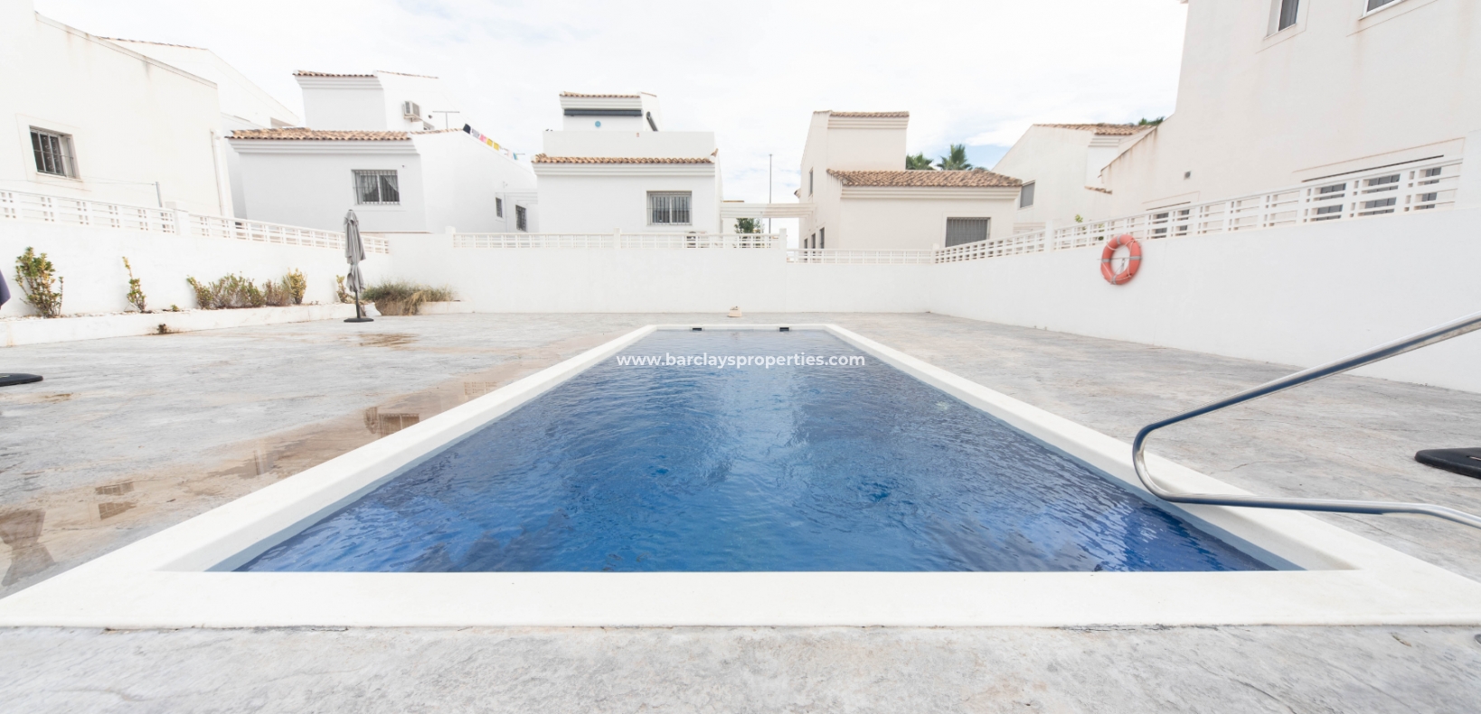 Wederverkoop - Vrijstaande Villa - Urb. La Marina