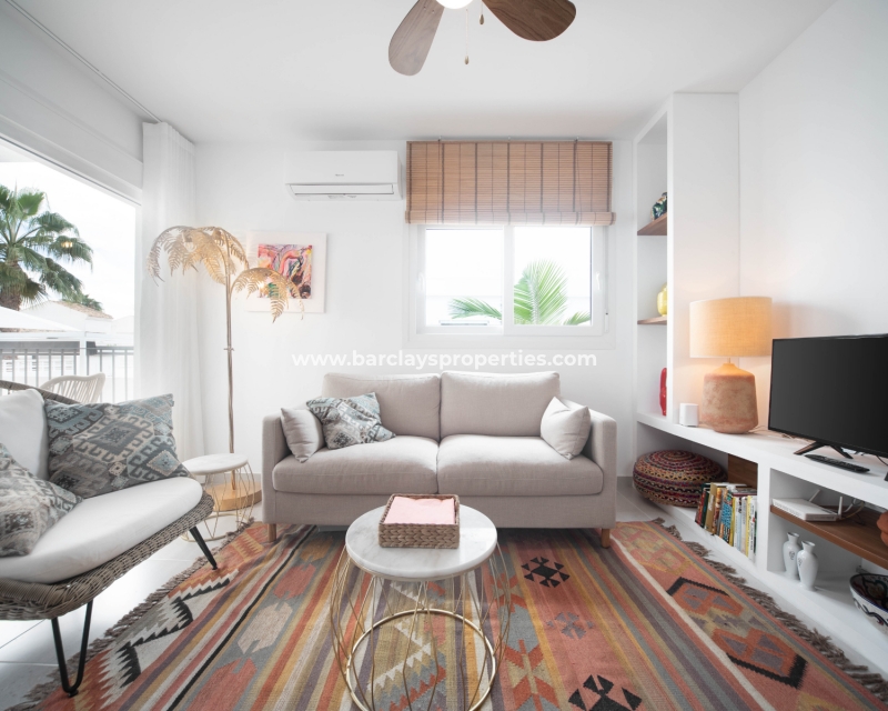 Wederverkoop - Vrijstaande Villa - Urb. La Marina