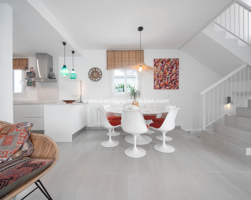 Wederverkoop - Vrijstaande Villa - Urb. La Marina