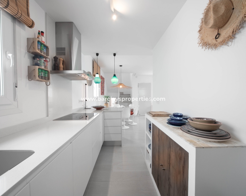 Wederverkoop - Vrijstaande Villa - Urb. La Marina