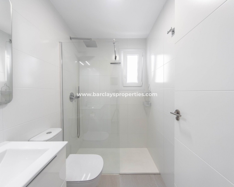 Wederverkoop - Vrijstaande Villa - Urb. La Marina