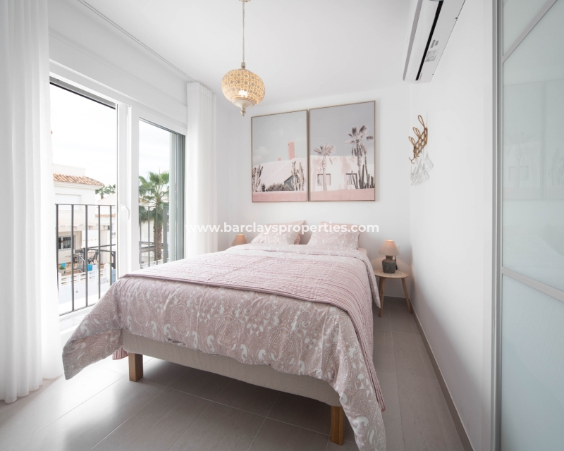 Wederverkoop - Vrijstaande Villa - Urb. La Marina