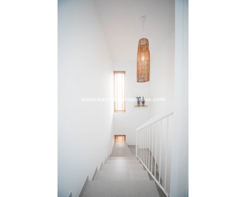 Wederverkoop - Vrijstaande Villa - Urb. La Marina