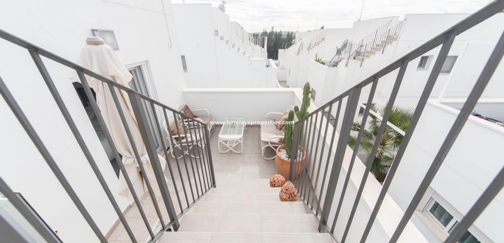 Wederverkoop - Vrijstaande Villa - Urb. La Marina