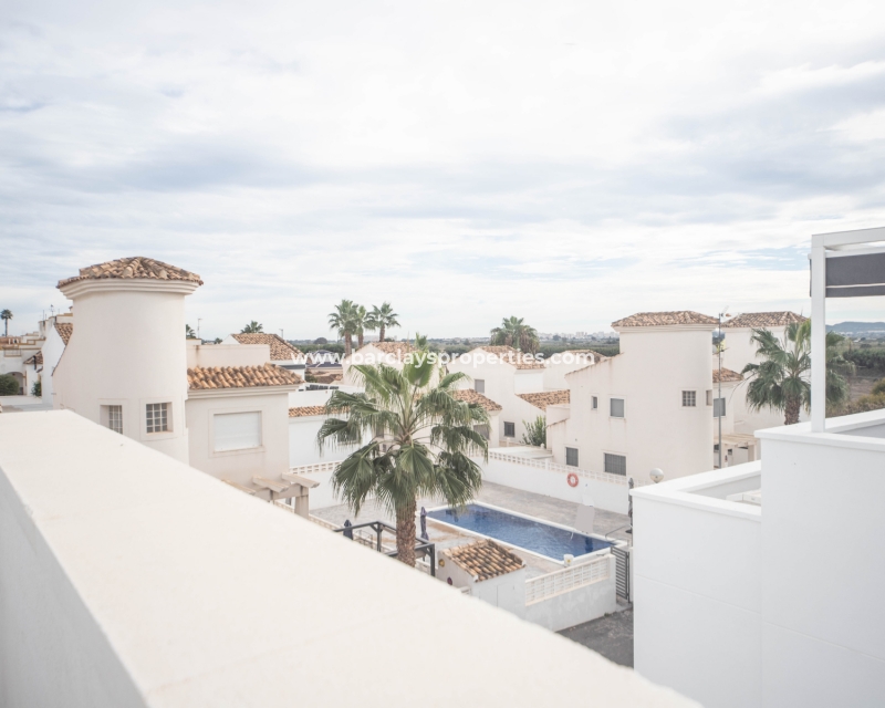 Wederverkoop - Vrijstaande Villa - Urb. La Marina