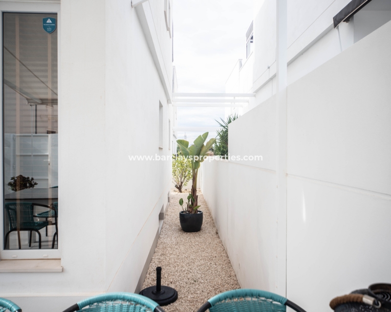 Wederverkoop - Vrijstaande Villa - Urb. La Marina