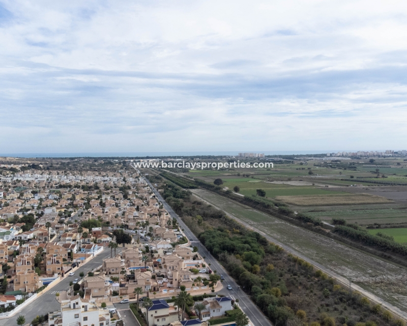 Wederverkoop - Vrijstaande Villa - Urb. La Marina