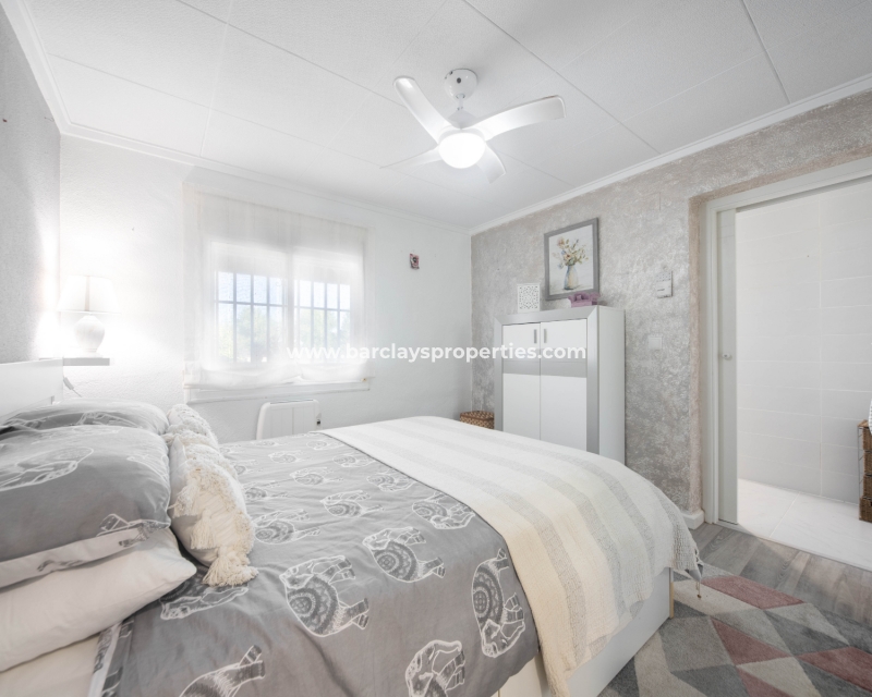 Wederverkoop - Vrijstaande Villa - Urb. La Marina