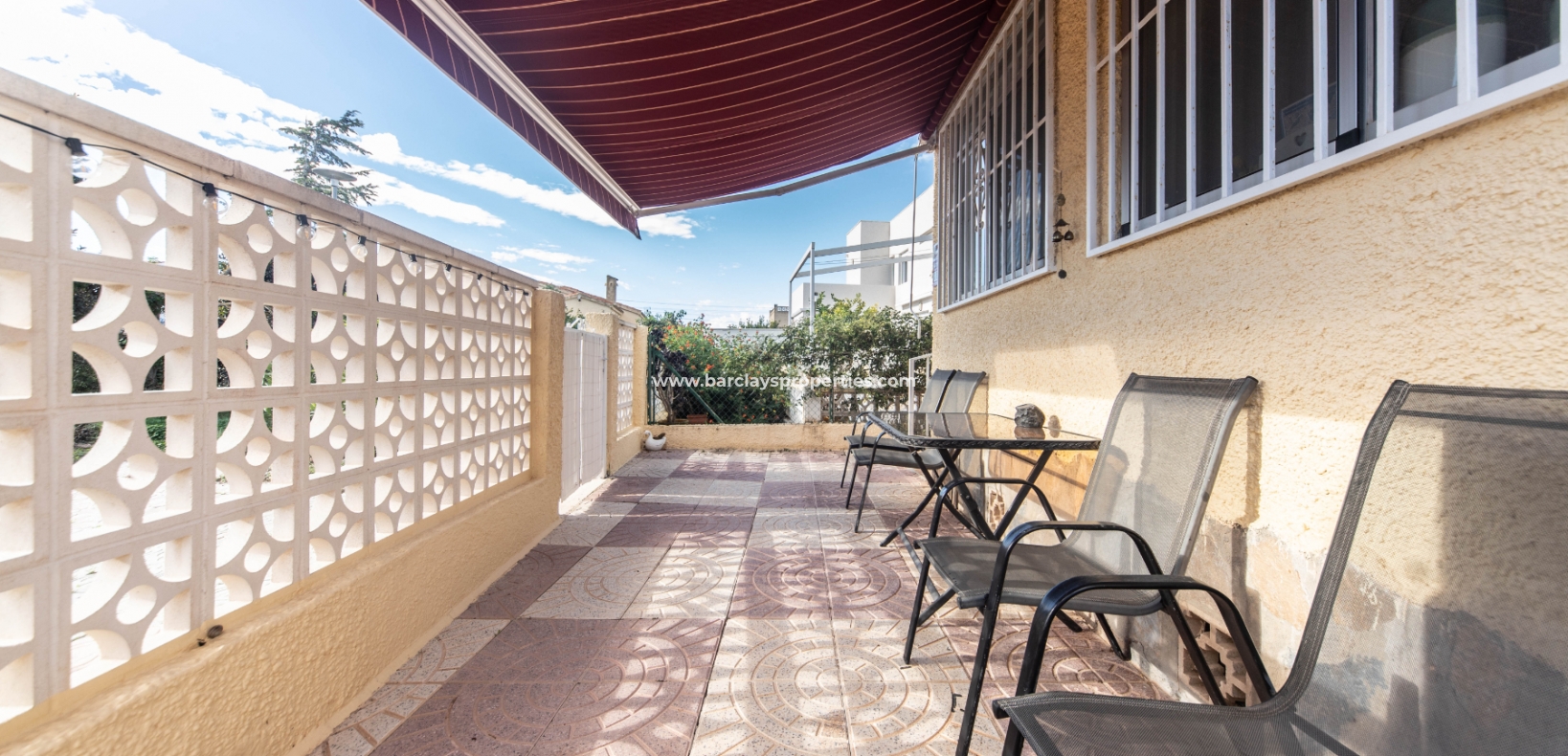 Wederverkoop - Vrijstaande Villa - Urb. La Marina