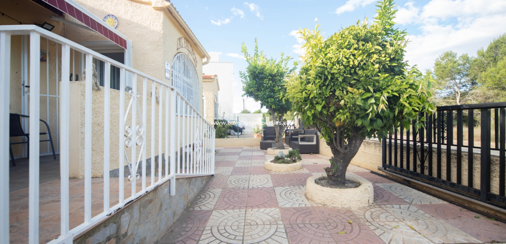 Wederverkoop - Vrijstaande Villa - Urb. La Marina