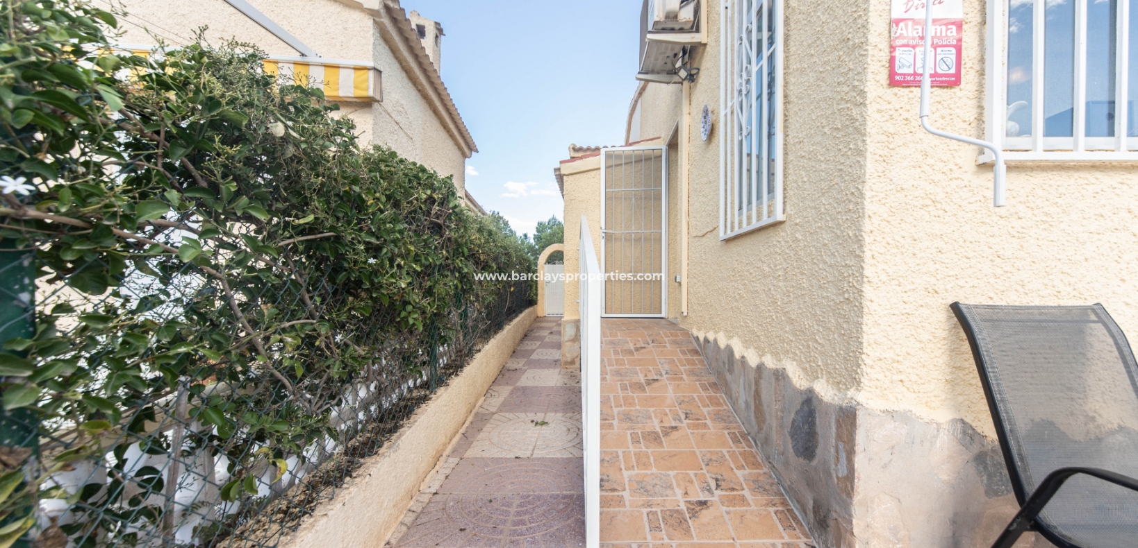 Wederverkoop - Vrijstaande Villa - Urb. La Marina