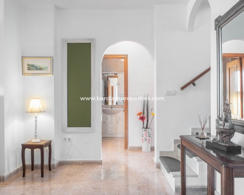 Wederverkoop - Vrijstaande Villa - Urb. La Marina