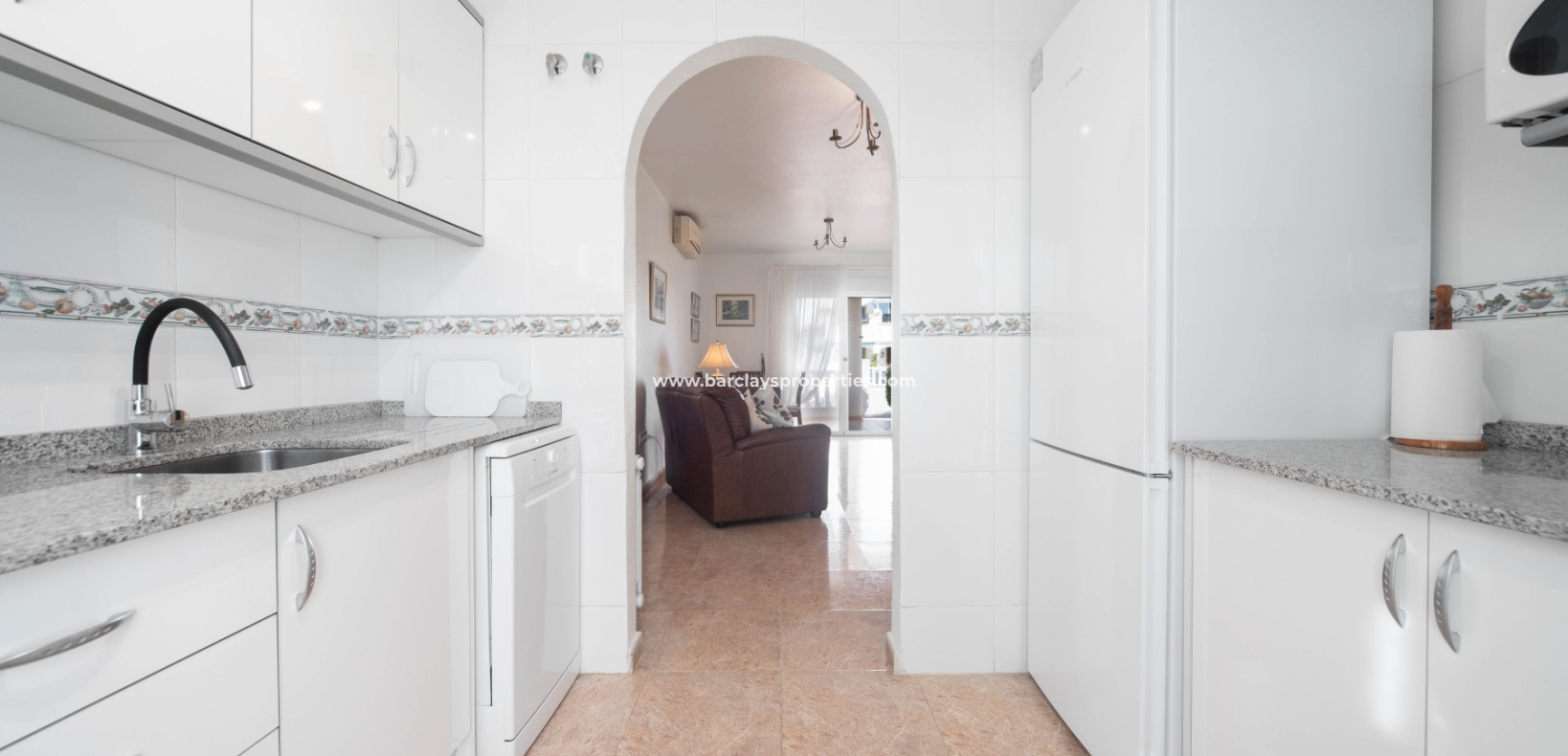 Wederverkoop - Vrijstaande Villa - Urb. La Marina