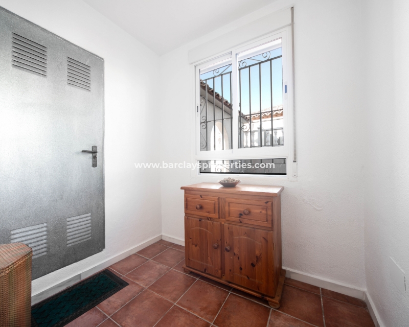 Wederverkoop - Vrijstaande Villa - Urb. La Marina