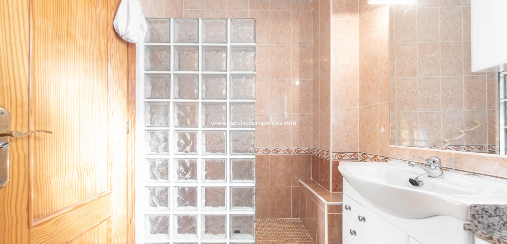 Wederverkoop - Vrijstaande Villa - Urb. La Marina