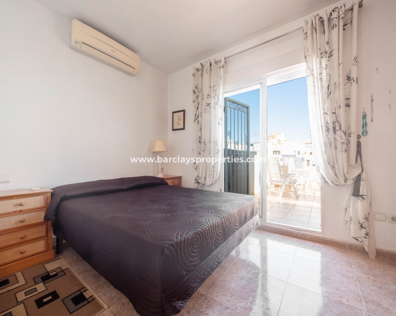 Wederverkoop - Vrijstaande Villa - Urb. La Marina