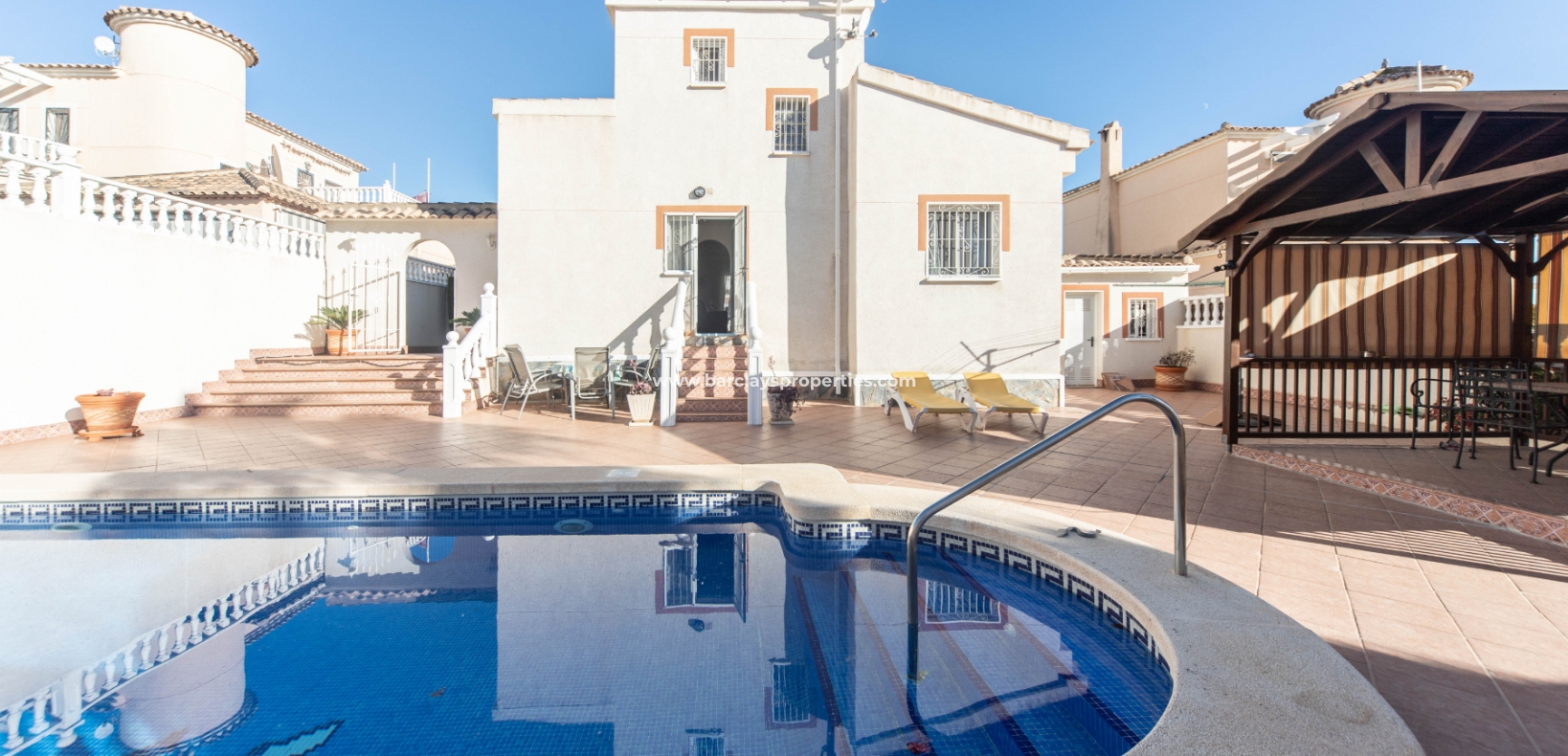 Wederverkoop - Vrijstaande Villa - Urb. La Marina