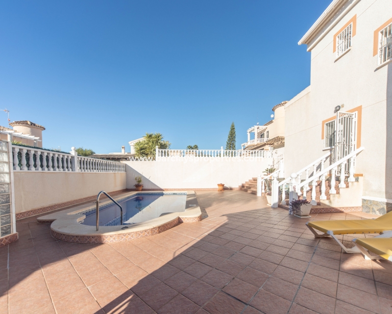 Wederverkoop - Vrijstaande Villa - Urb. La Marina