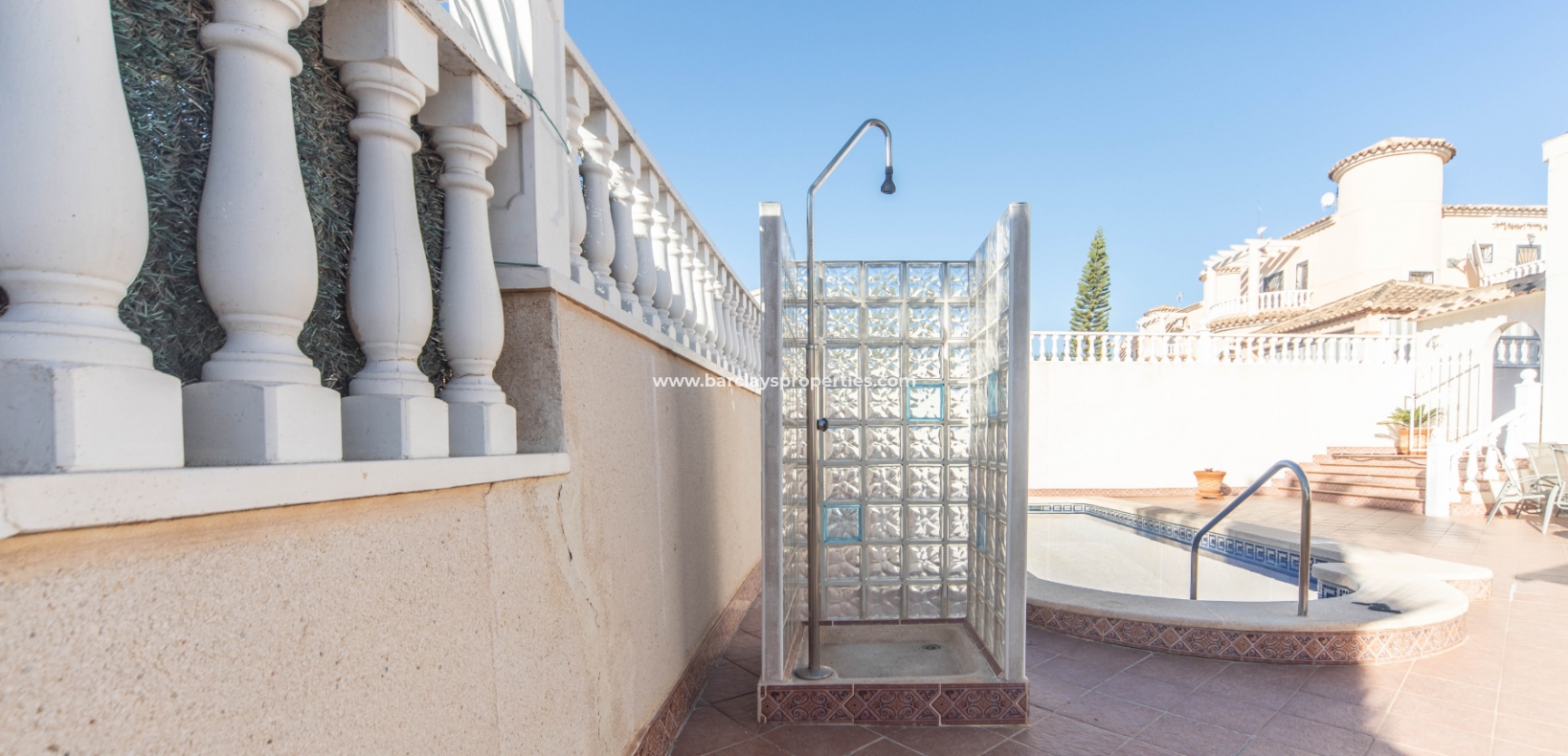 Wederverkoop - Vrijstaande Villa - Urb. La Marina