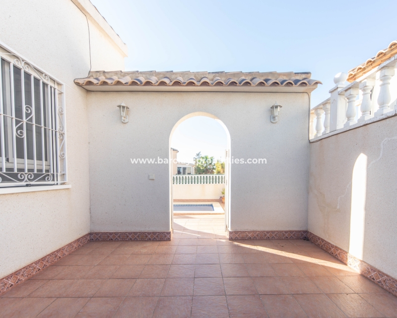 Wederverkoop - Vrijstaande Villa - Urb. La Marina