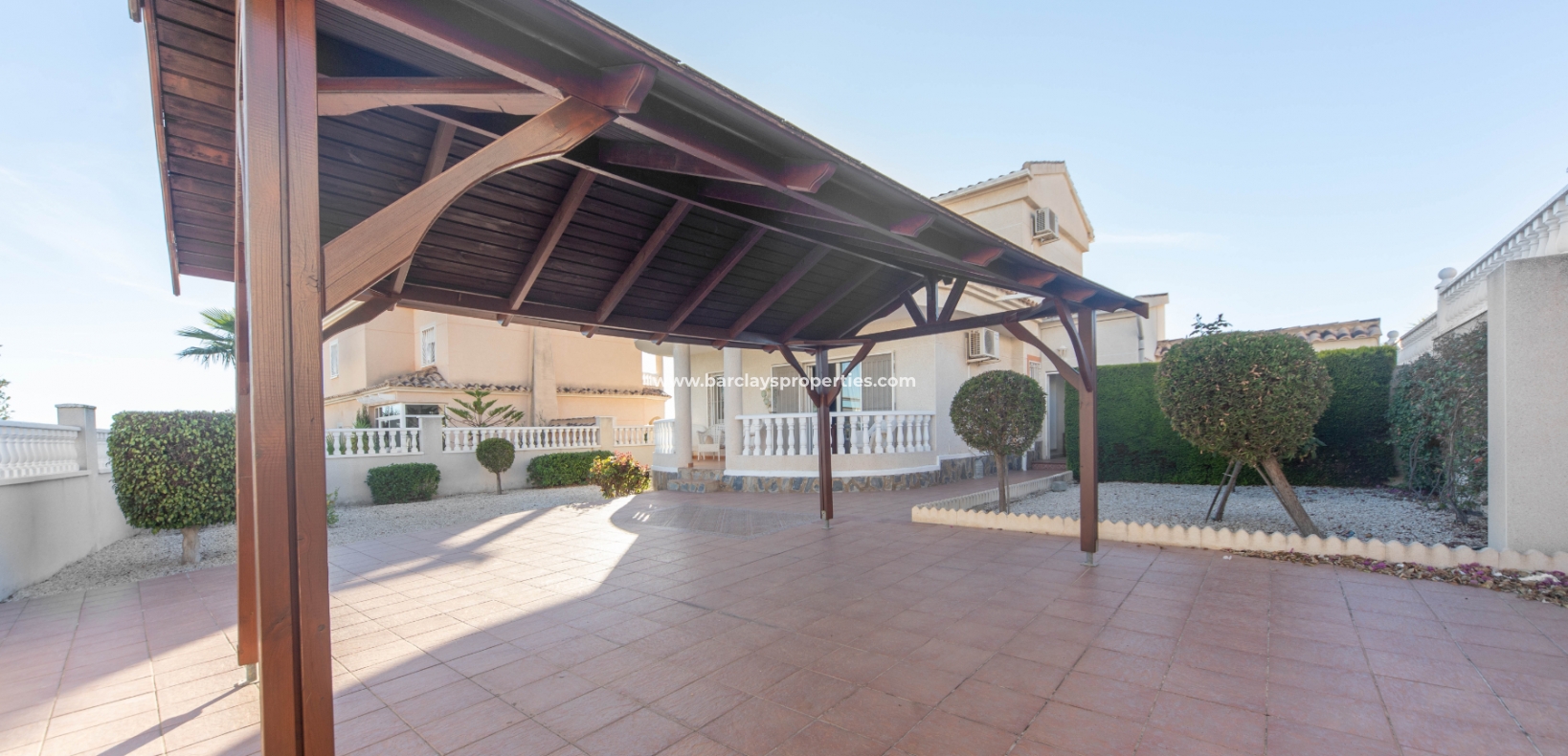 Wederverkoop - Vrijstaande Villa - Urb. La Marina