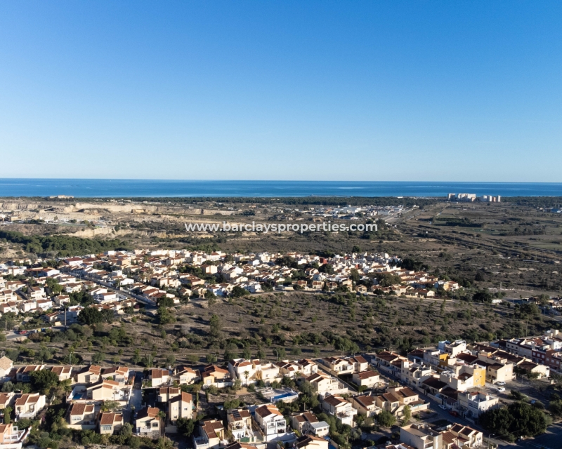 Wederverkoop - Vrijstaande Villa - Urb. La Marina