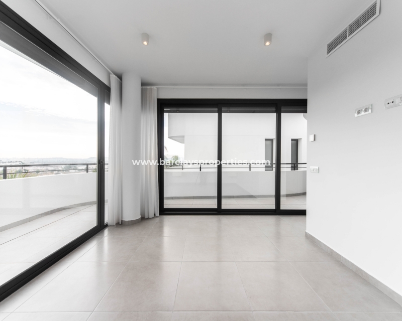 Wederverkoop - Vrijstaande Villa - Urb. La Marina