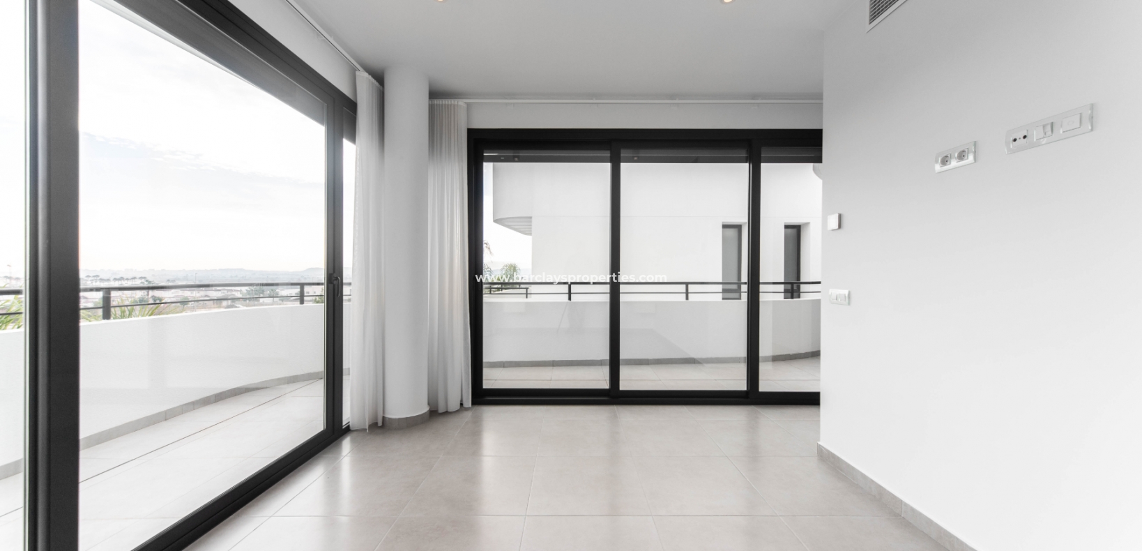 Wederverkoop - Vrijstaande Villa - Urb. La Marina