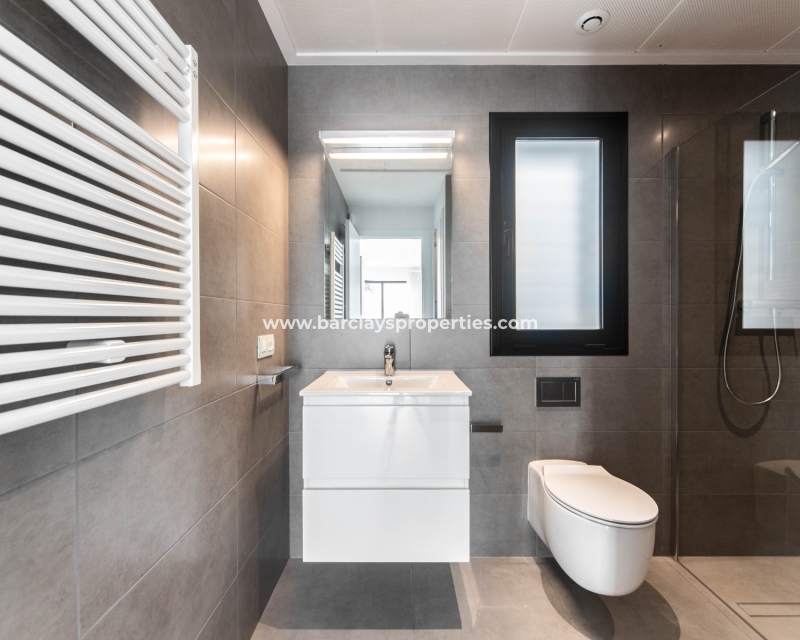 Wederverkoop - Vrijstaande Villa - Urb. La Marina