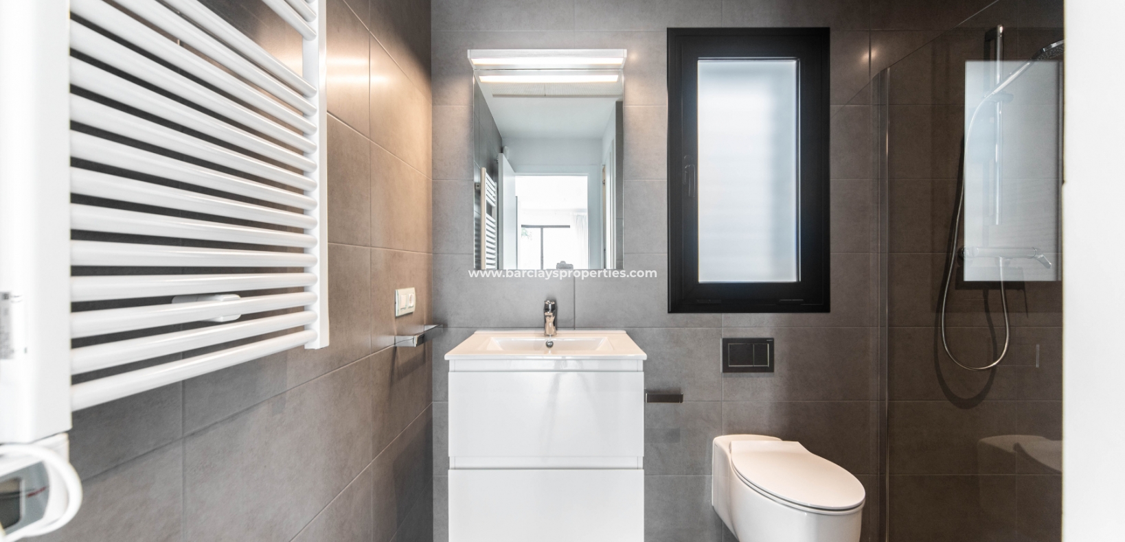 Wederverkoop - Vrijstaande Villa - Urb. La Marina