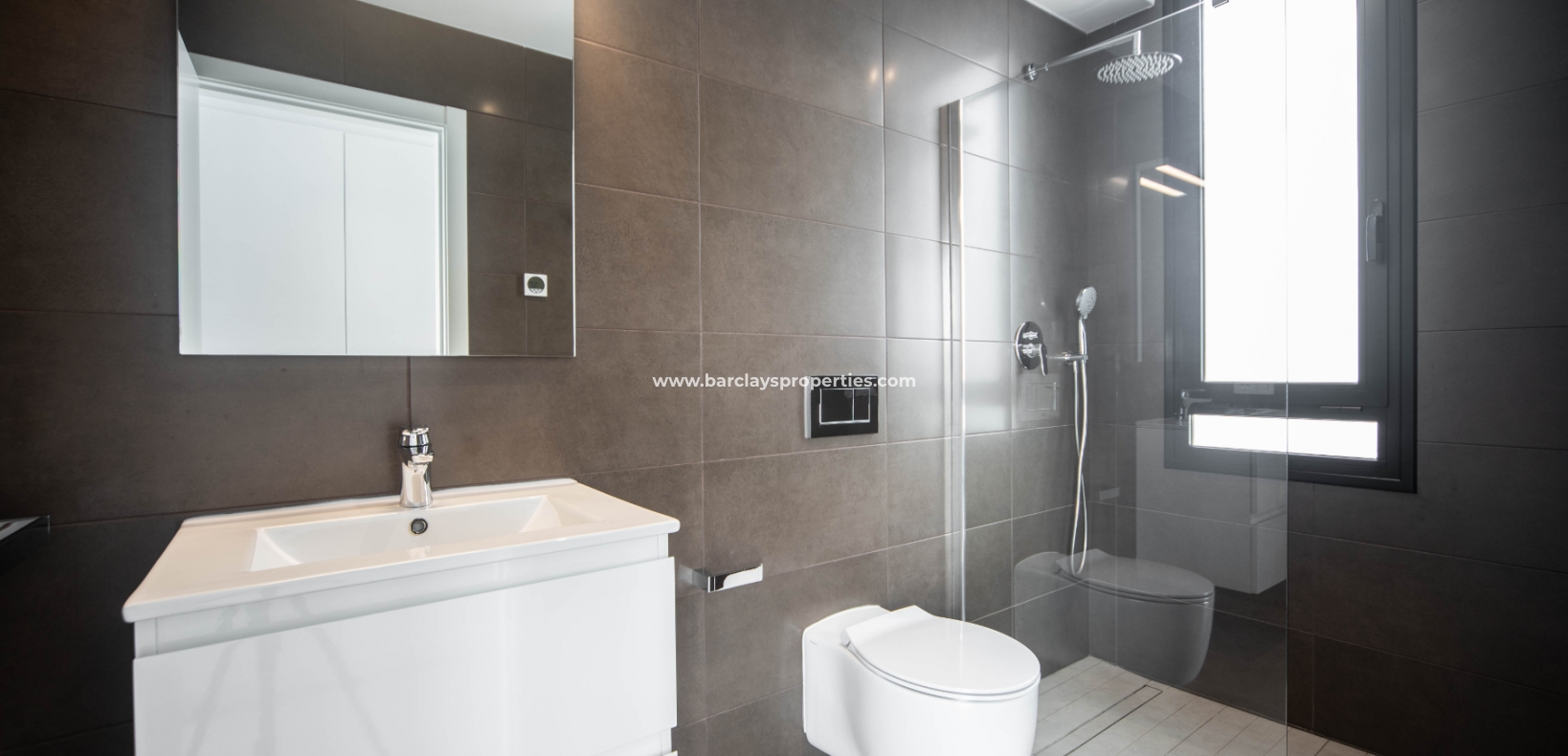 Wederverkoop - Vrijstaande Villa - Urb. La Marina