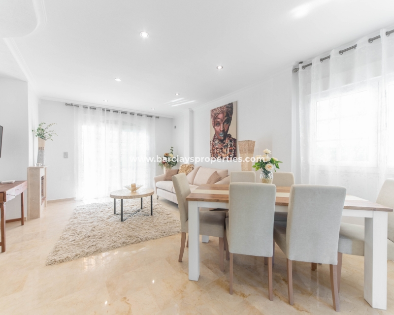 Wederverkoop - Vrijstaande Villa - Urb. La Marina